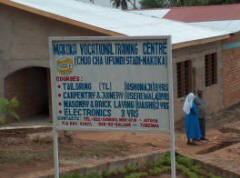 Technische school - Makoka